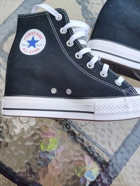 Converse Chuck Taylor All Star High Top Wedge Sneakers - Black/ White NEVER WORN